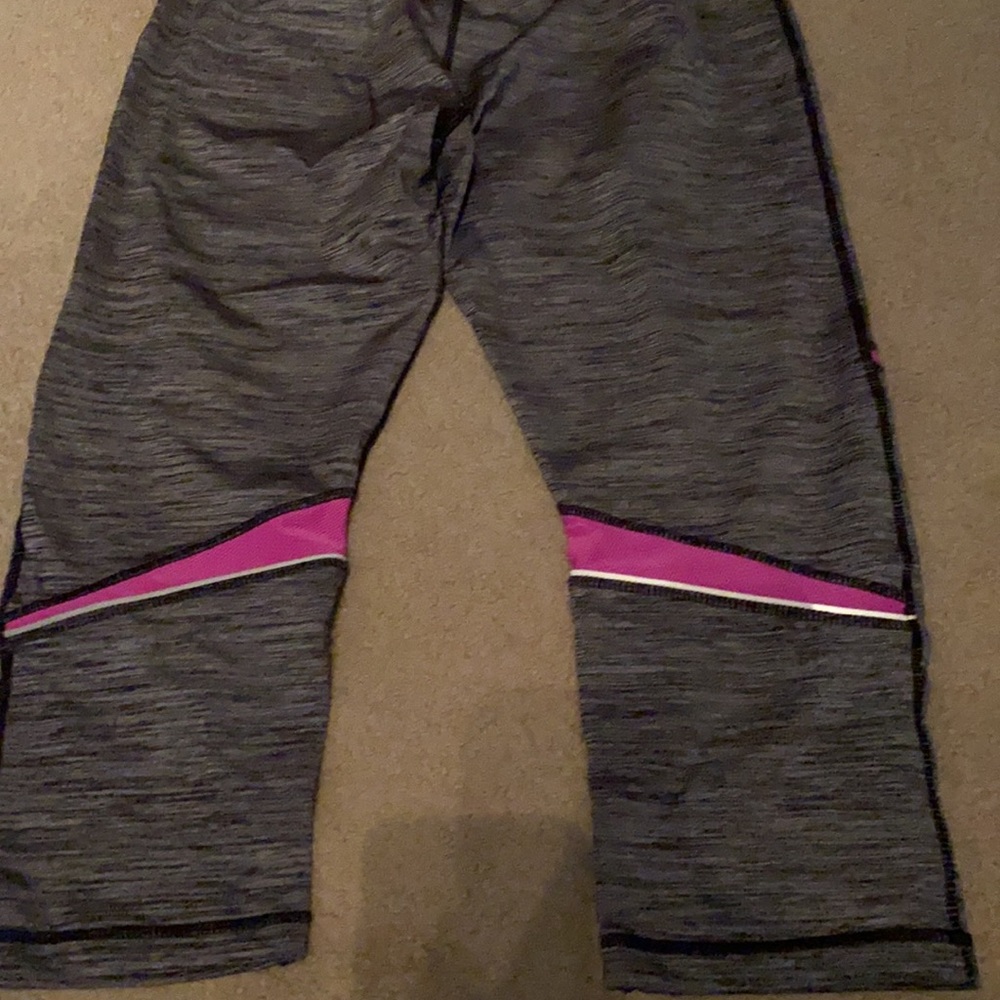 Workout Capris - image 4